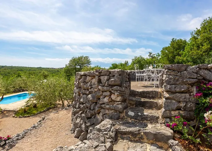 Casa Oliva By *