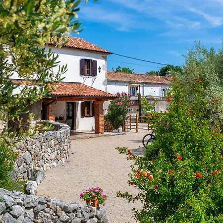 Casa Oliva By