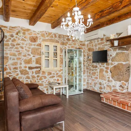 Casa Oliva By *
