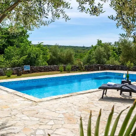 Vila Casa Oliva By *